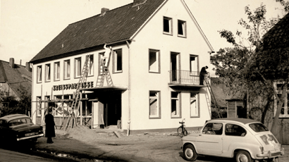 Einweihung des ersten eigenen Geschäftsgebäudes in Wietzendorf am jetzigen Platz